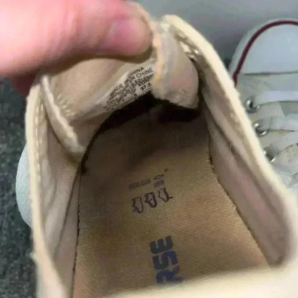 low-cut, white converse women's size‎ 7 - Picture 9 of 11